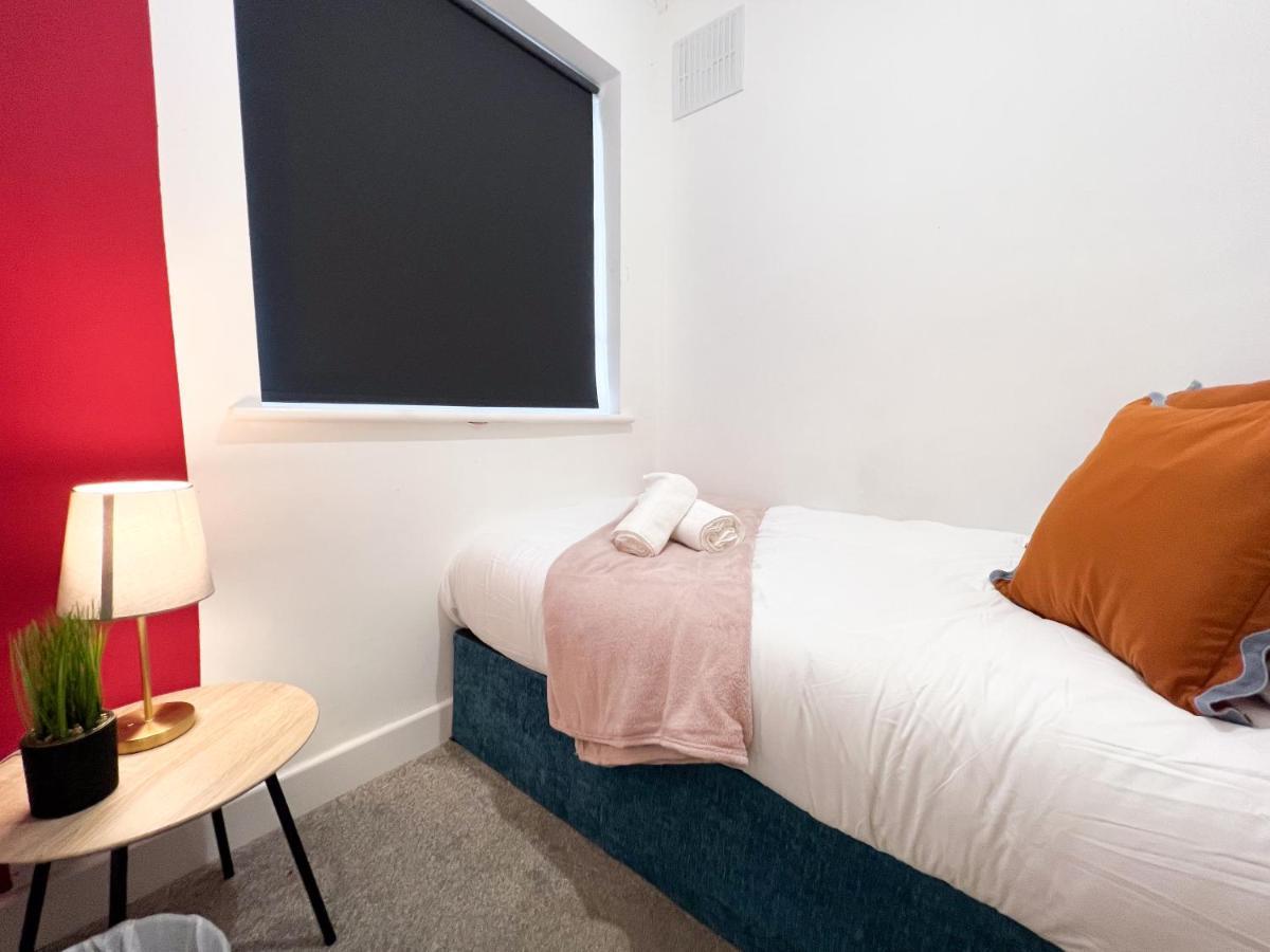 Sheldon House 3 Bed Cosy Home Nr Jlr & Nec 외부 사진